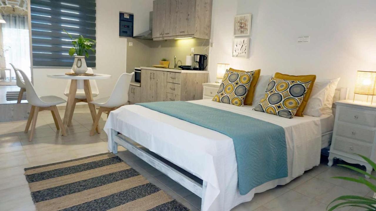 קוקינוס פירגוס Studio Eleni - Oasis Holiday Houses מראה חיצוני תמונה