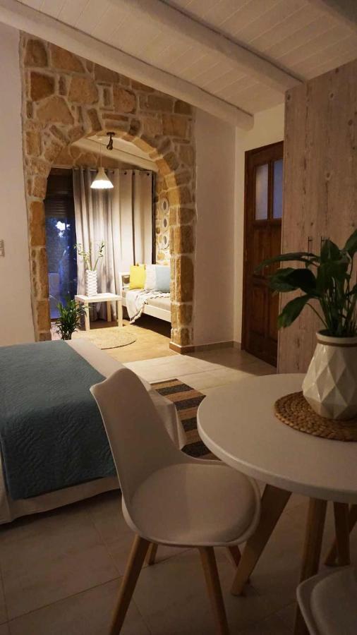 קוקינוס פירגוס Studio Eleni - Oasis Holiday Houses מראה חיצוני תמונה